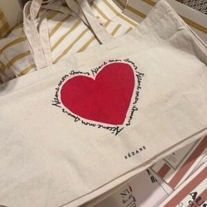 Sezanè tote bag new red heart ❤️ so cute